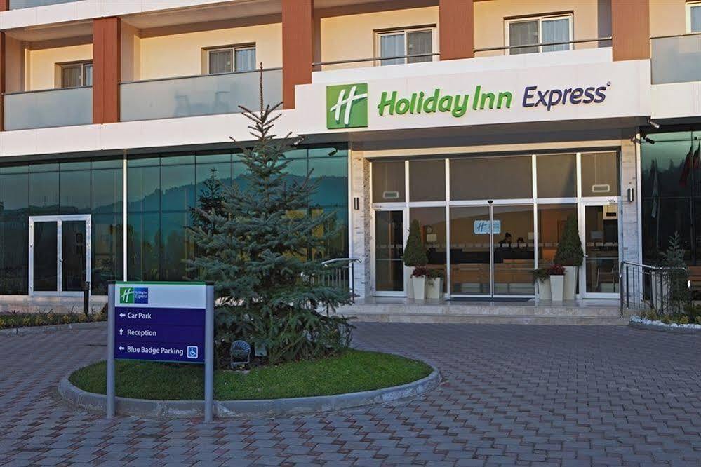 Holiday Inn Express Manisa-West By Ihg Exterior photo